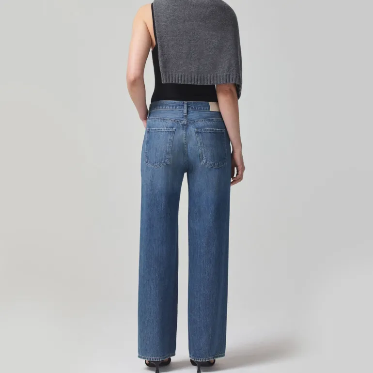 Annina 33 High Rise Wide Leg Jeans in Starsign | Collen & Clare