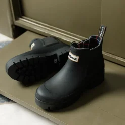 Barbour Halton Chelsea Welly Boots in Black