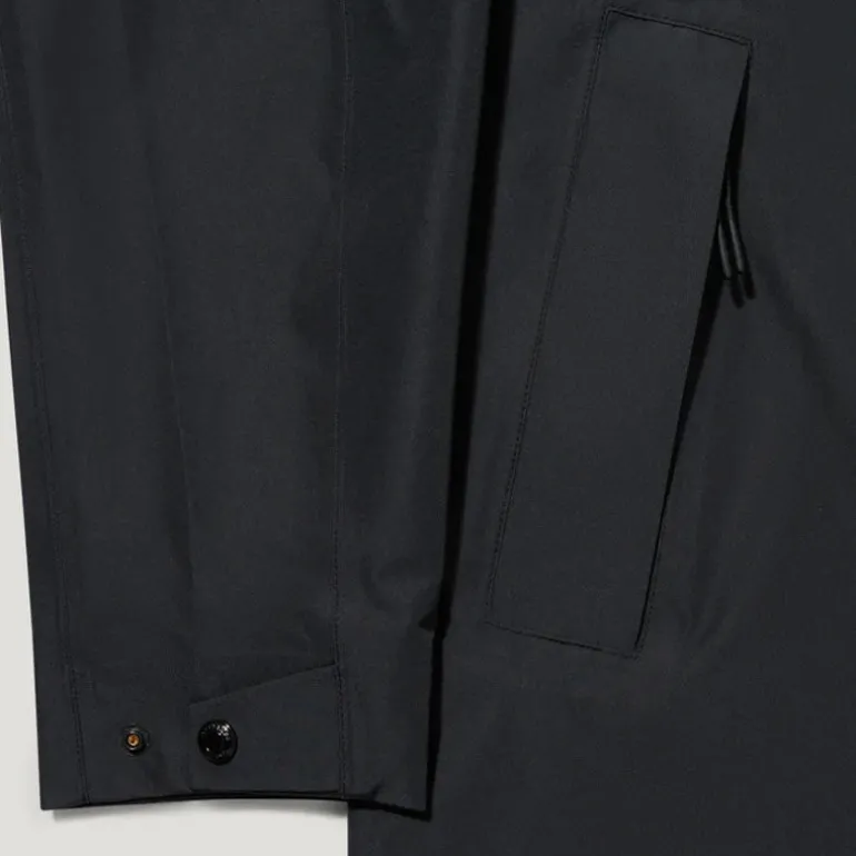 BELSTAFF Force Coat in Black