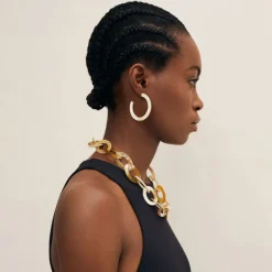 BRANCH JEWELLERY Classic Horn Hoop Earrings in White/Natural