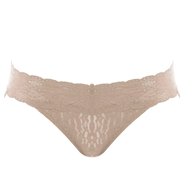 Buy Wacoal Halo Lace Bikini Brief In Black | Collen & Clare