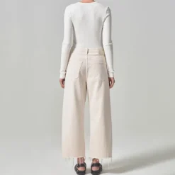 CITIZENS OF HUMANITY Ayla Raw Hem Crop in Almondette