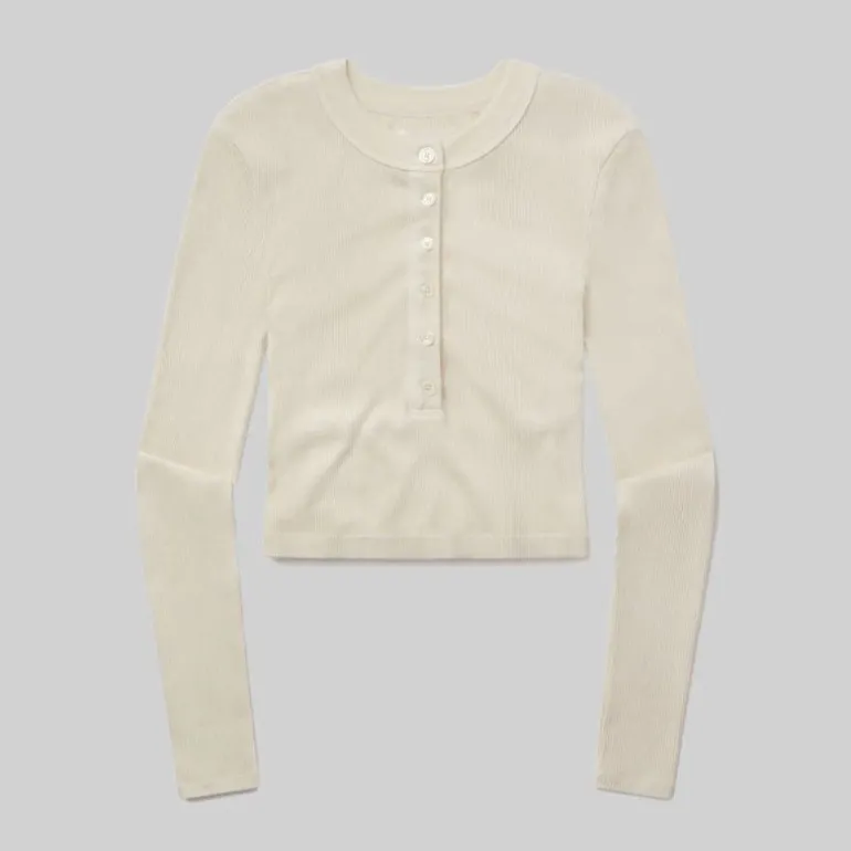 CITIZENS OF HUMANITY Varra Henley Top in Dune