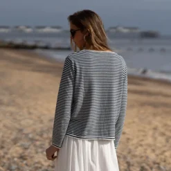 COLLEN & CLARE Easton Cotton Loose Stripe Knit in White/Navy
