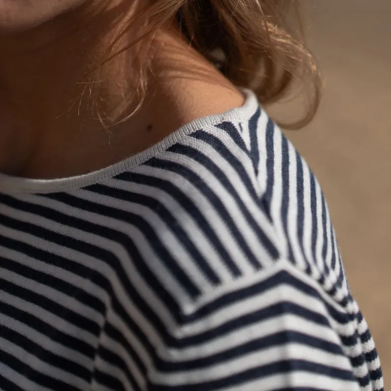 COLLEN & CLARE Easton Cotton Loose Stripe Knit in White/Navy