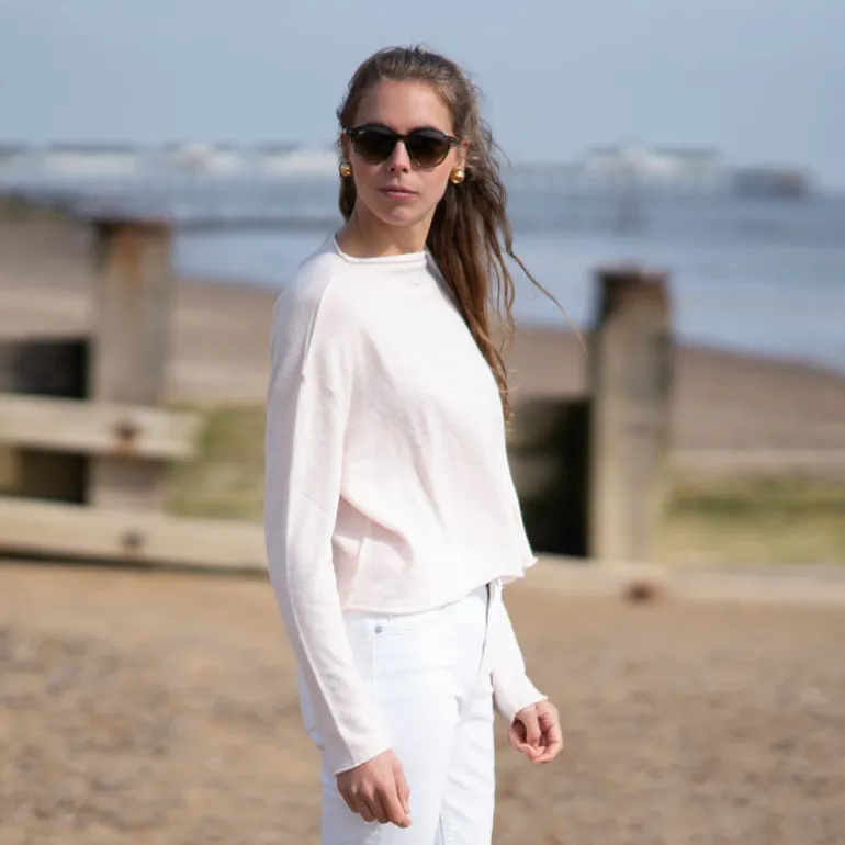 COLLEN & CLARE Egg Lightweight Merino/Cashmere Mix Crop Knit in Soft P
