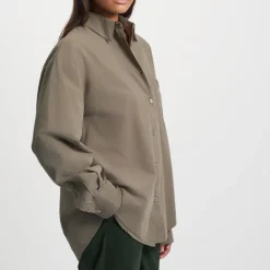 Colourful Standard Organic Oversized Shirt in Dusty Olive