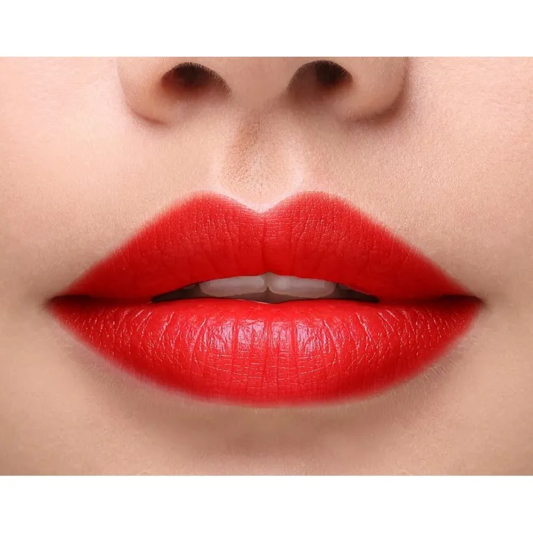 DELILAH Colour Intense Lipstick in Floozy