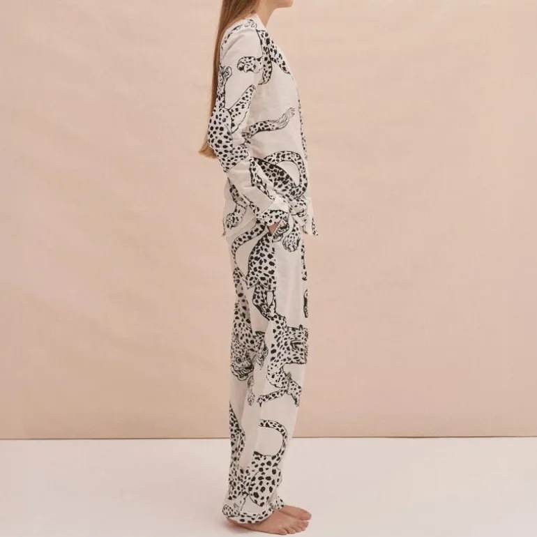 Desmond & Dempsey Jag Print Long PJ Set in Cream