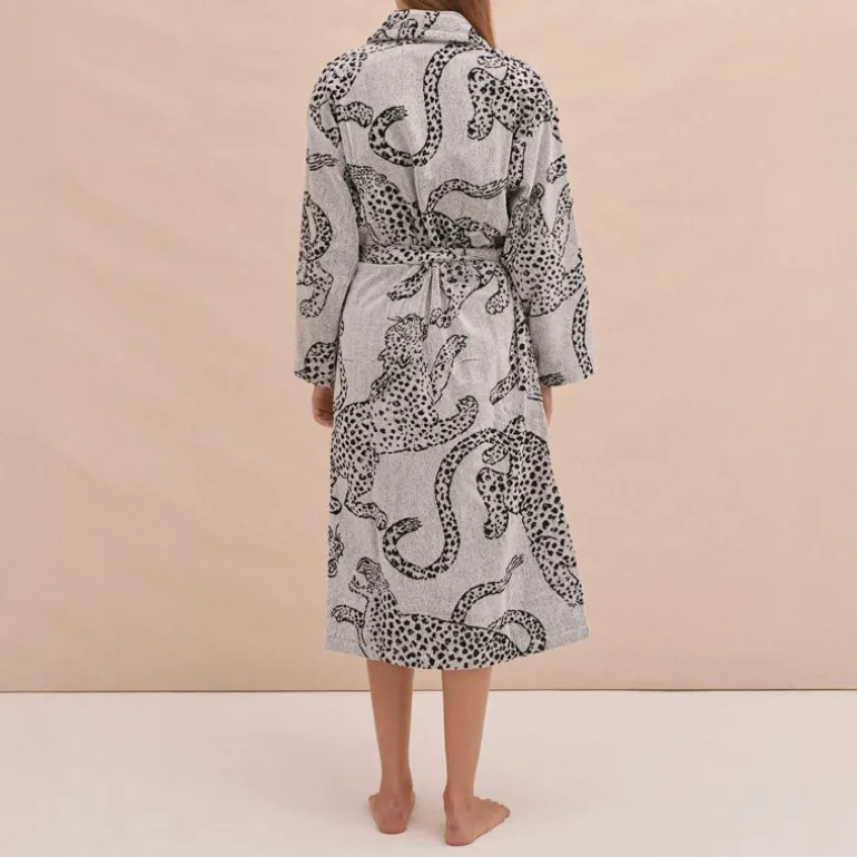 Desmond & Dempsey Jag Print Unisex Towel Robe in Cream