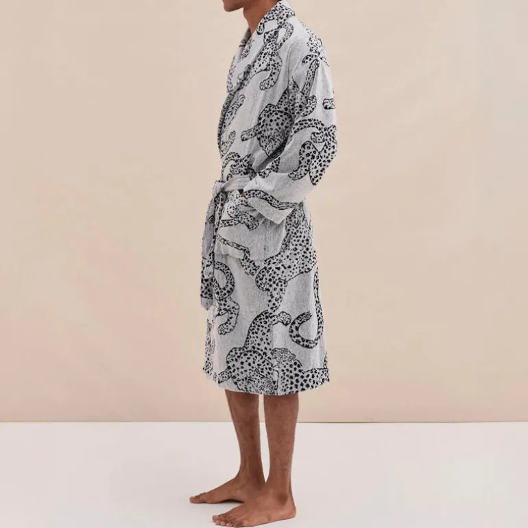 Desmond & Dempsey Jag Print Unisex Towel Robe in Cream