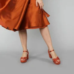 ESSKA Caro Suede Sandals in Rust