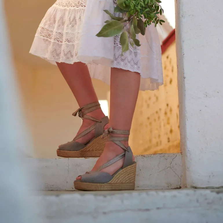 High Catalina Atelier Linen Espadrille in Taupe | Collen & Clare