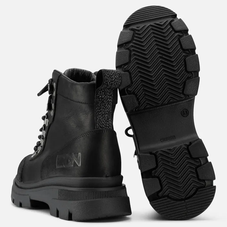 Hiking Boots in New Black | Collen & Clare