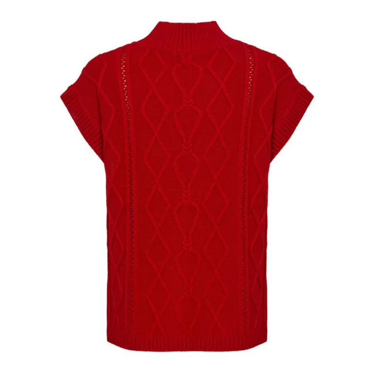 IRIS & WOOL Heart Cable Vest in True Red