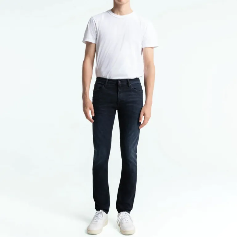 Kings Of Indigo John Slim Leg Jeans in Blue Black Worn