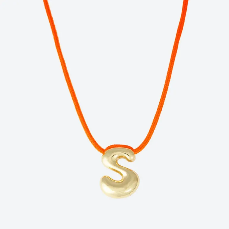LA MOME BIJOU S Initial Joy Letter Necklace in Gold