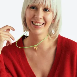 LA MOME BIJOU W Initial Joy Letter Necklace in Gold