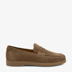 LOAKE Lucca Suede Loafers in Flint
