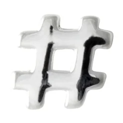 LULU Copenhagen Hashtag Earring 1 pcs in Silver