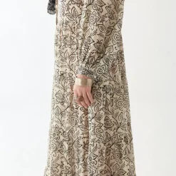 MAISON HOTEL Antonia Dress in White Lies