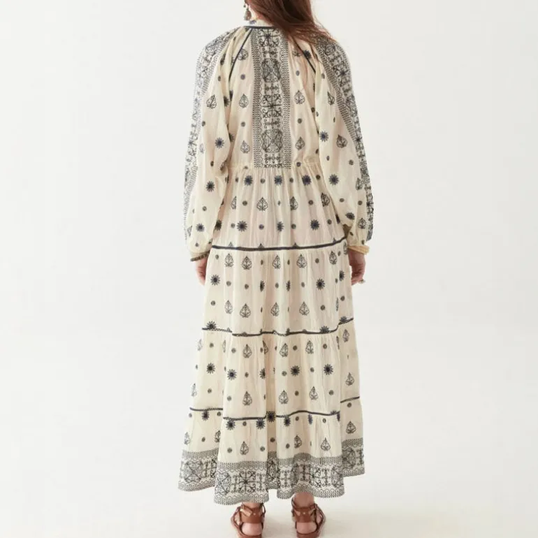 MAISON HOTEL Caroline Dress in Off White