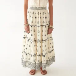 MAISON HOTEL Charlotte Skirt in Off White