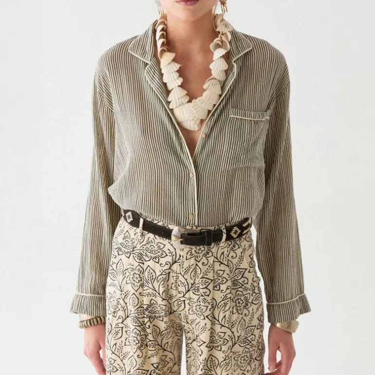 MAISON HOTEL Dodo Blouse in Marine