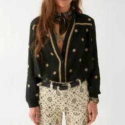 MAISON HOTEL Dylan Blouse in Starry Night
