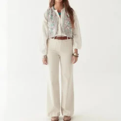 MAISON HOTEL Margaret Blouse in Off White