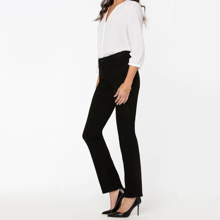 Marilyn Straight Leg Jeans in Black | Collen and Clare
