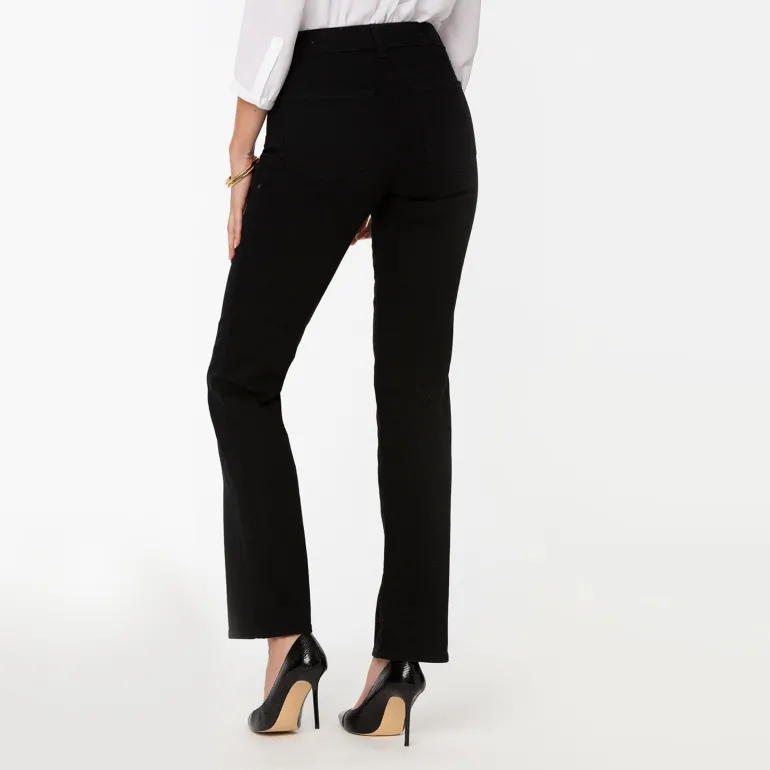 Marilyn Straight Leg Jeans in Black | Collen and Clare