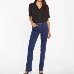 Marilyn Straight Leg Jeans in Quinn | Collen and Clare