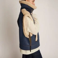MUNTHE Tuppa Gilet in Blue