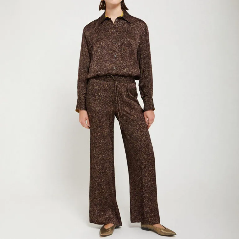 OTTOD AME Printed Herringbone Viscose Shirt in Chocolate