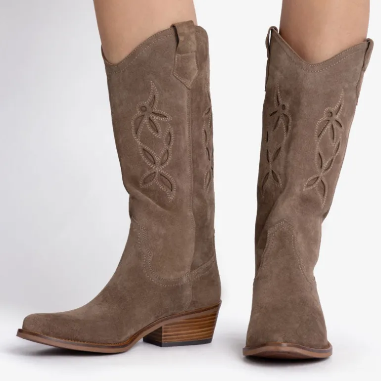 PENELOPE CHILVERS Jasmine Embroidered Cowboy Boots in Sesame
