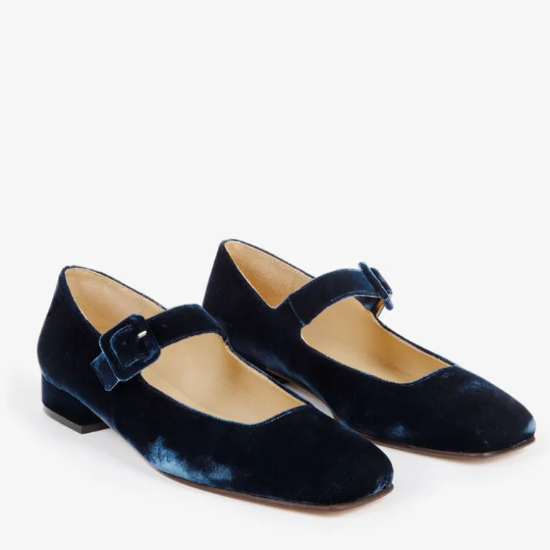 Penelope Chilvers Low Mary Jane Velvet Shoe in Navy