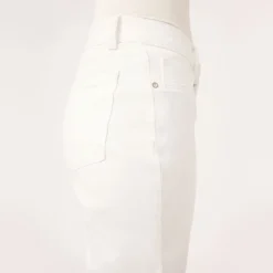 Riley Boyfriend Jeans in White | Collen and Clare