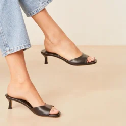 RIVECOUR Slingback 414 Patent Kitten Heel in Black