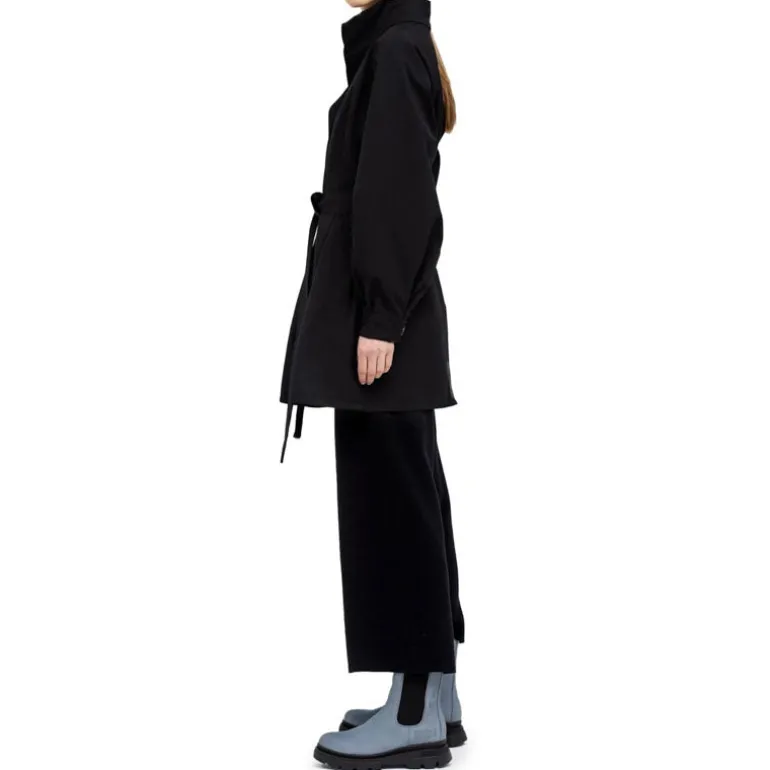 Rossby Coat in New Black | Collen and Clare
