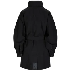 Rossby Coat in New Black | Collen and Clare
