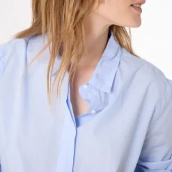 SACRECOEUR Julie Shirt in Sky Blue