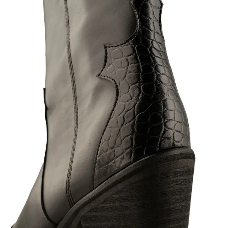 Shoe The Bear Nancy Western Boots in Black