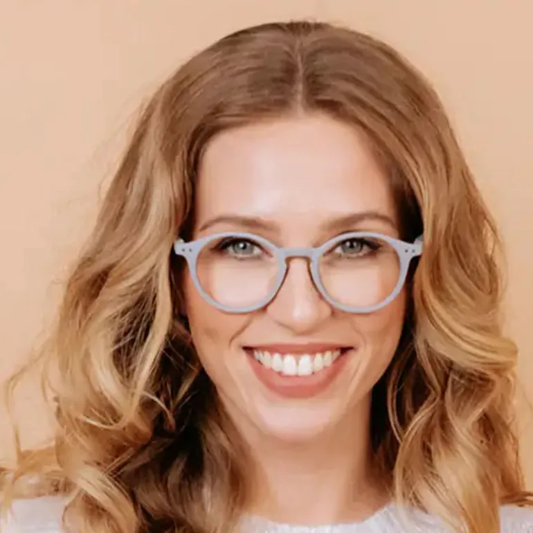 Sydney Reading Glasses in Grey | Collen & Clare