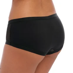 Tailored Short in Black | Collen and Clare