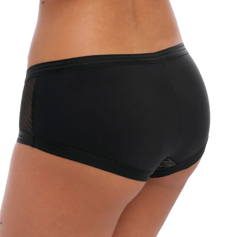 Tailored Short in Black | Collen and Clare