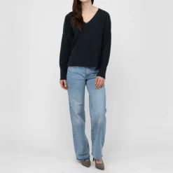 VAN KUKIL Adalyn V Neck Jumper in Ebony Shadow