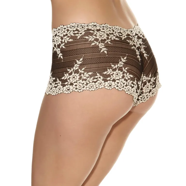 Wacoal Embrace Lace Boy Short in Black