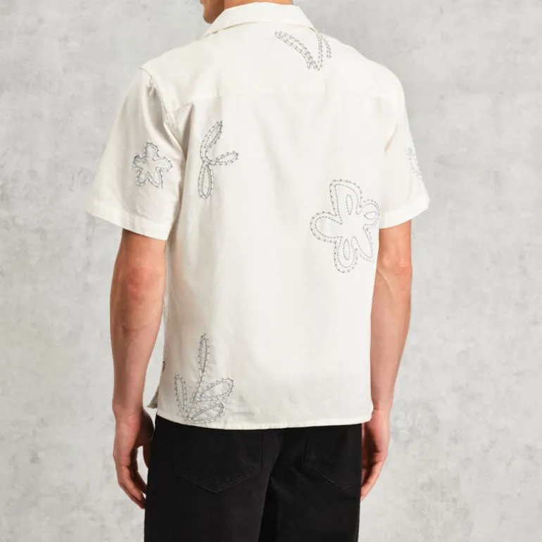 WAX LONDON Didcot Shirt in Ecru/Pale Blue