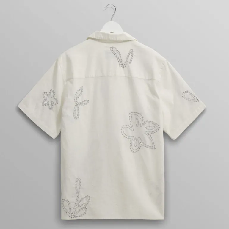WAX LONDON Didcot Shirt in Ecru/Pale Blue
